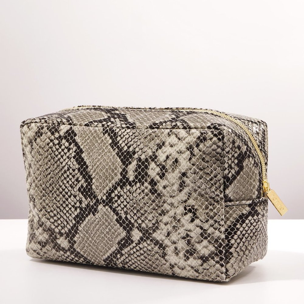 Tarte Fashionably Faux Makeup Bag/Pouch